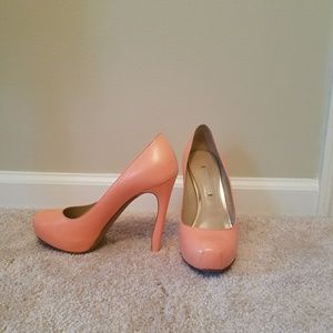 Nicholas Kirkwood light pink heels